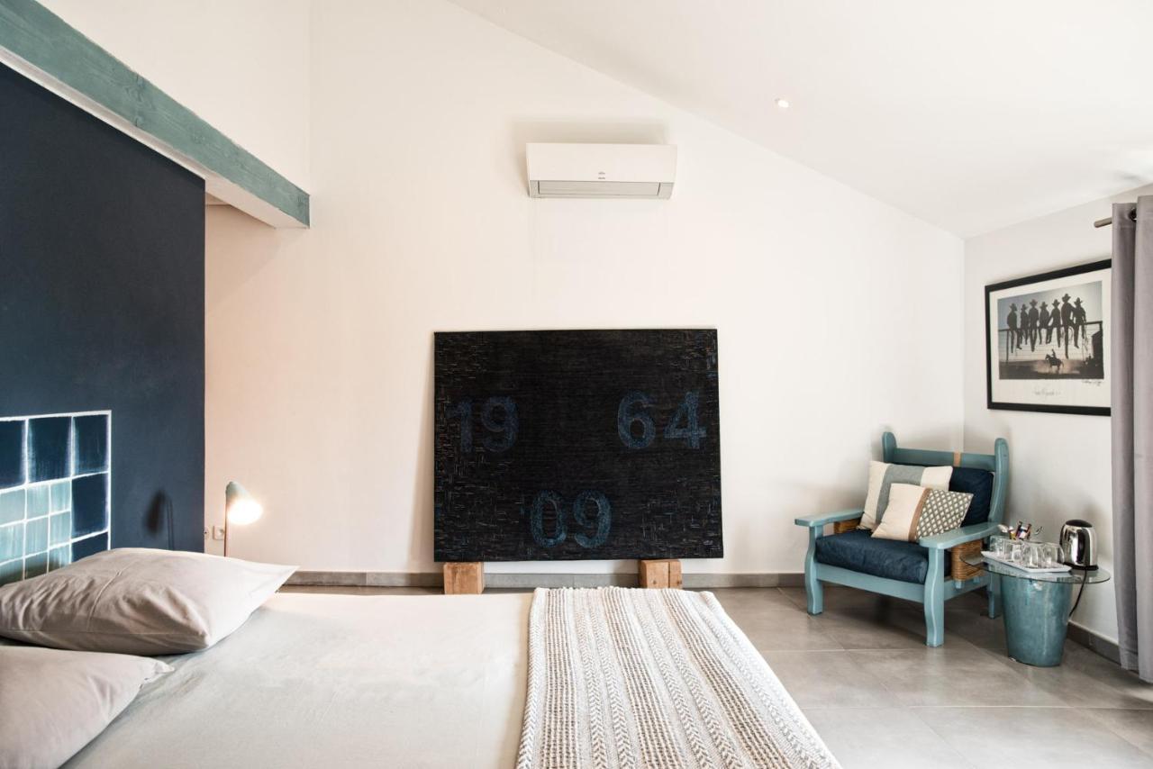 Mas De Bouvet En Camargue Bed & Breakfast Albaron Exterior photo