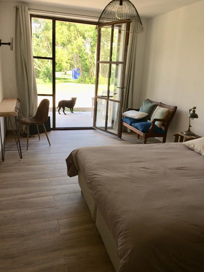 Mas De Bouvet En Camargue Bed & Breakfast Albaron Exterior photo