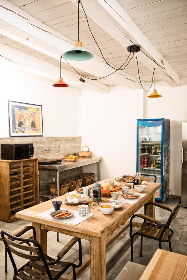 Mas De Bouvet En Camargue Bed & Breakfast Albaron Exterior photo