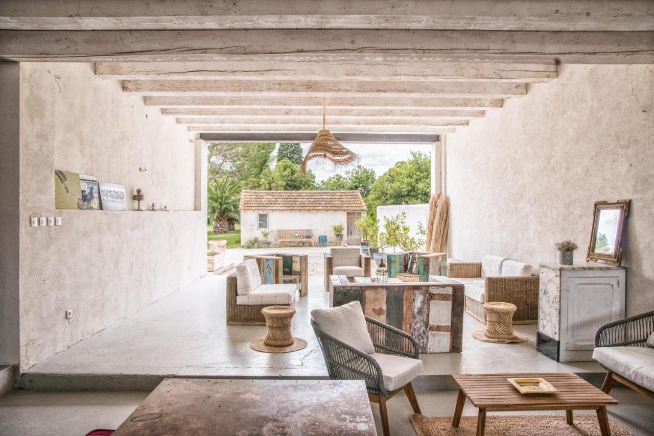 Mas De Bouvet En Camargue Bed & Breakfast Albaron Exterior photo